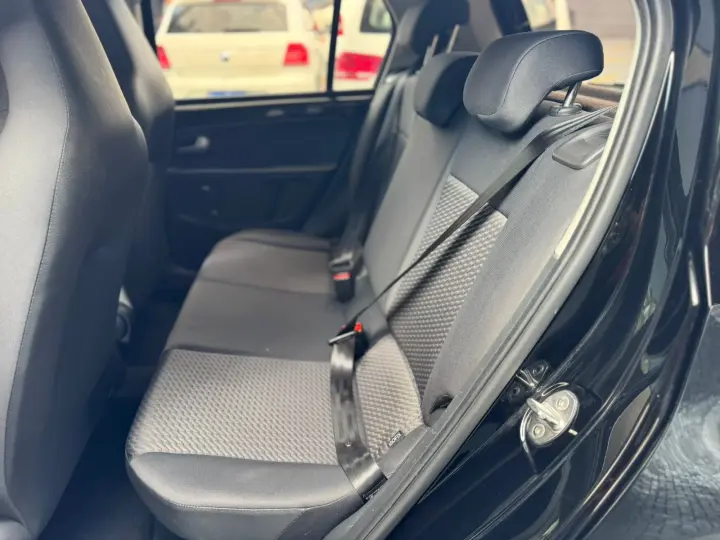 UP 1.0 170 TSI Connect