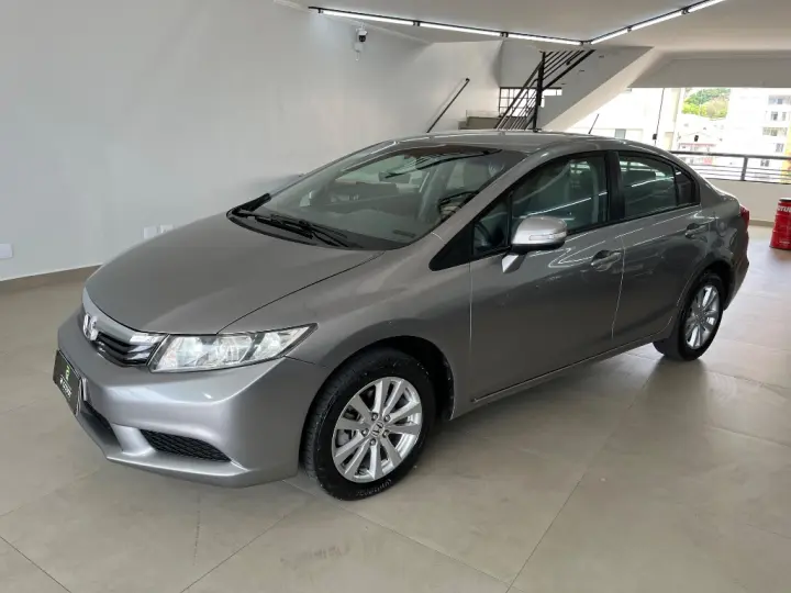 Civic Sed. LXL/ LXL SE 1.8 Flex 16V Aut.