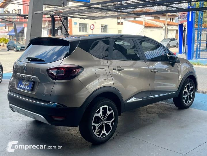 CAPTUR 1.3 TCE Iconic