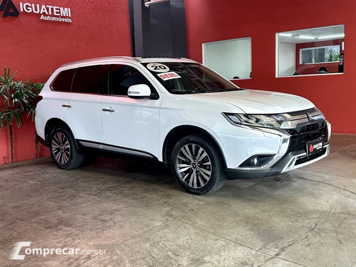 OUTLANDER 2.2 MIVEC DI-D DIESEL HPE-S AWD AUTOMÁTICO