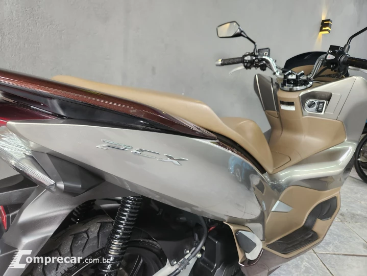 PCX DLX ABS  2022