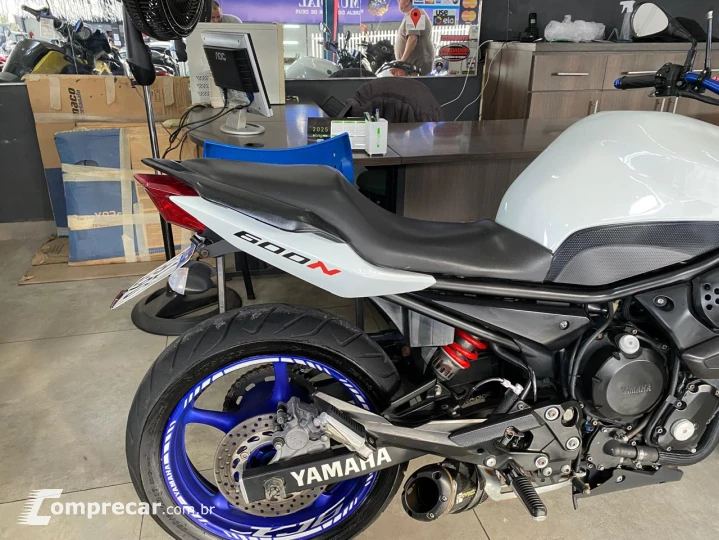 XJ6 N