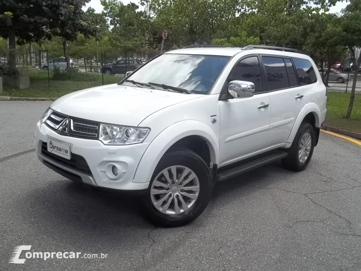 PAJERO 3.5 HPE 4X4 7 Lugares V6 24V