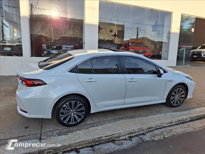 COROLLA 1.8 VVT-I Hybrid Altis Premium