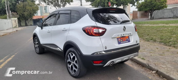 CAPTUR 1.3 TCE Intense