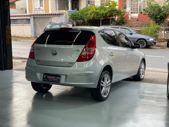 i30 2.0 16V 145cv 5p Mec.