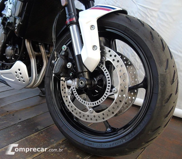 TRIUMPH TRIDENT TRIBUTE