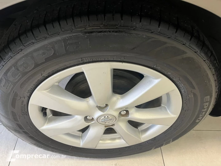 VERSA 1.6 SL 16V FLEX 4P MANUAL