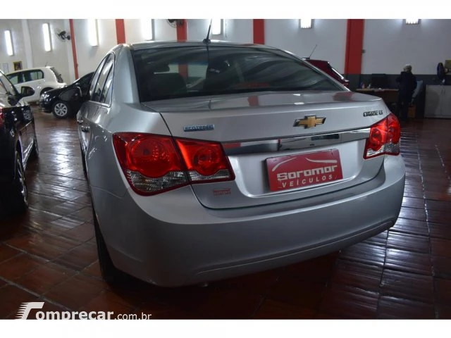 CRUZE SEDAN - 1.8 LT 16V 4P AUTOMÁTICO