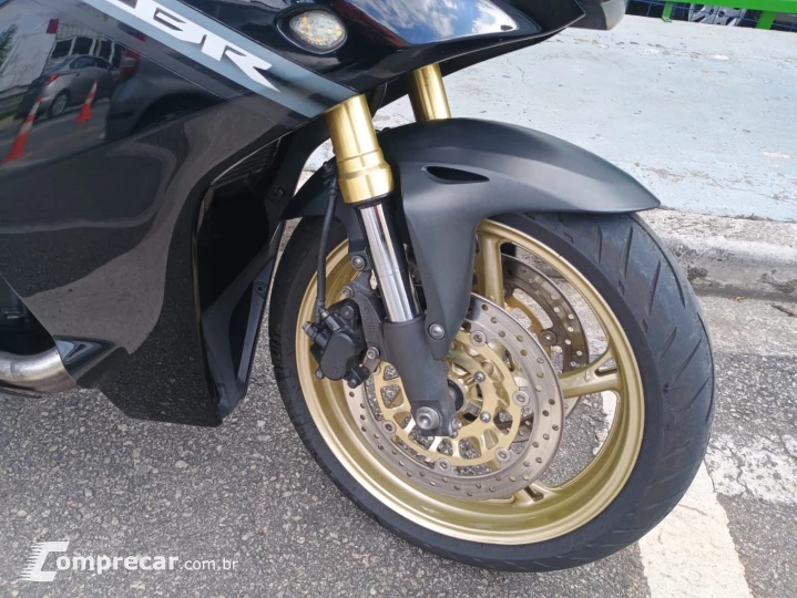 CBR 600F