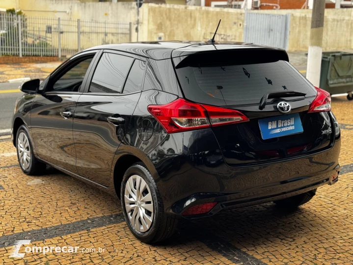 YARIS 1.5 16V XL