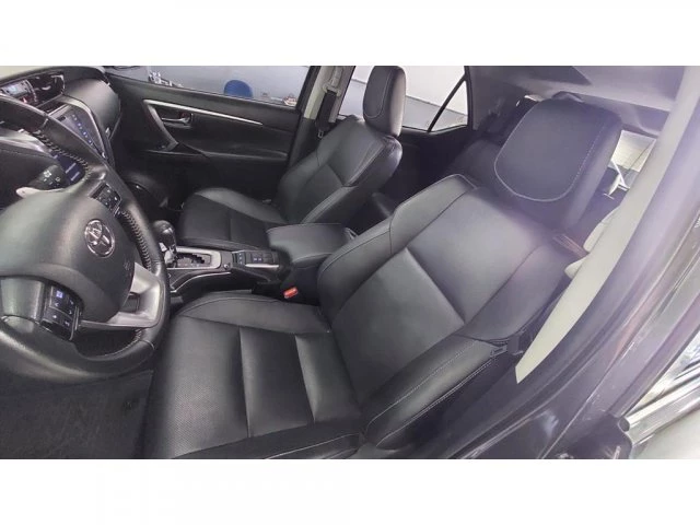 HILUX SW4 - 2.8 D-4D TURBO SRX 4X4 AUTOMÁTICO
