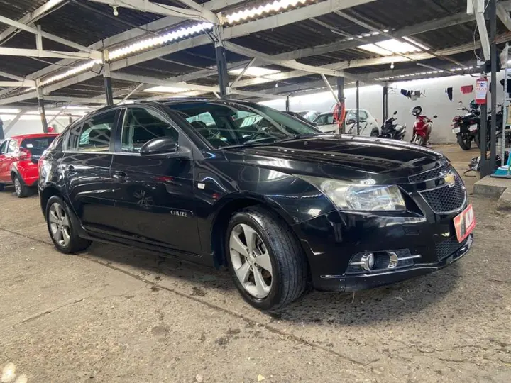 CRUZE 1.8 LT 16V FLEX 4P MANUAL