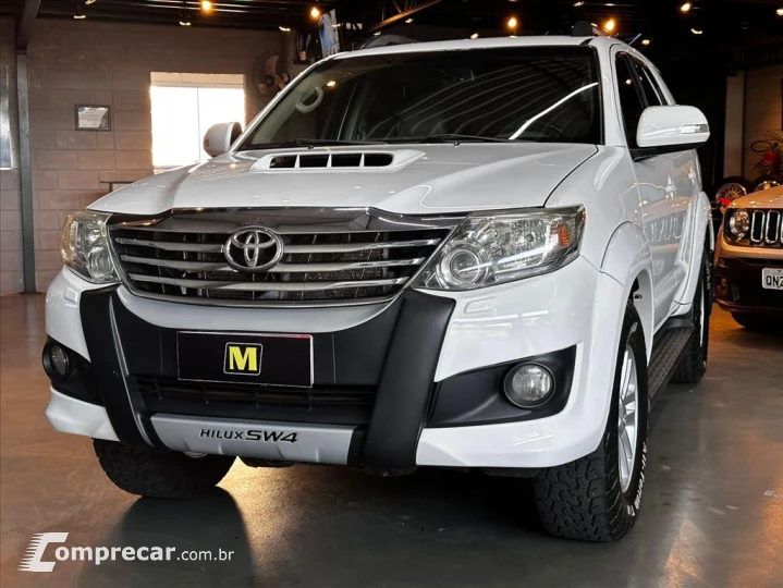 HILUX SW4 3.0 SRV 4X4 7 LUGARES 16V TURBO INTERCO