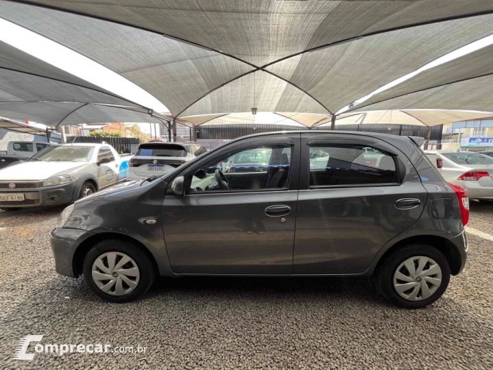 ETIOS 1.3 XS 16V FLEX 4P MANUAL