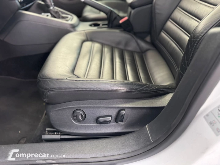 JETTA 2.0 TSI Highline 211cv
