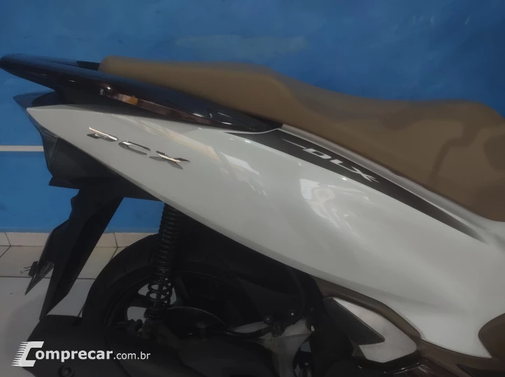 PCX DLX