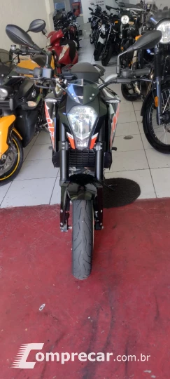 DUKE 200 ABS
