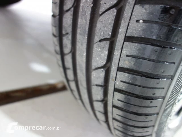 KICKS - 1.6 16V SL 4P XTRONIC