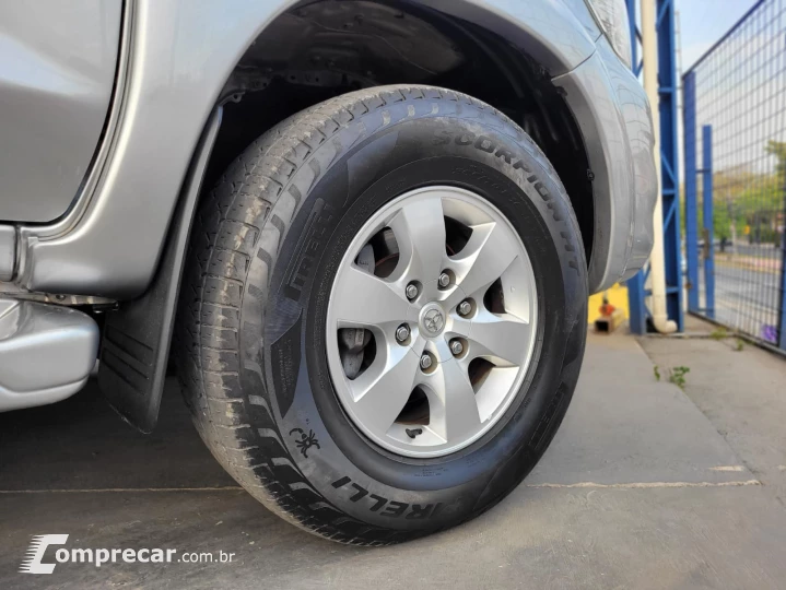 Hilux CD SR 4x2 2.7 16V/2.7 Flex Aut.