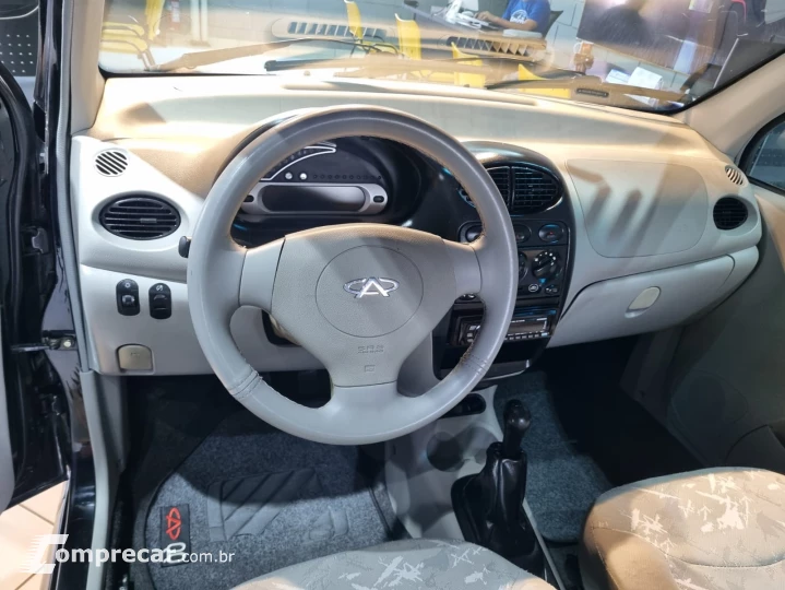 QQ 1.1 MPFI 16V