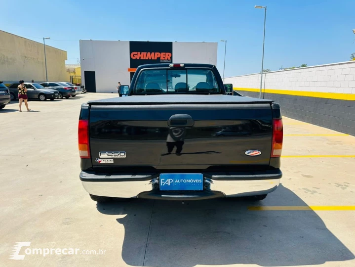 F-250 3.9 XLT SUPER DUTY CABINE SIMPLES DIESEL