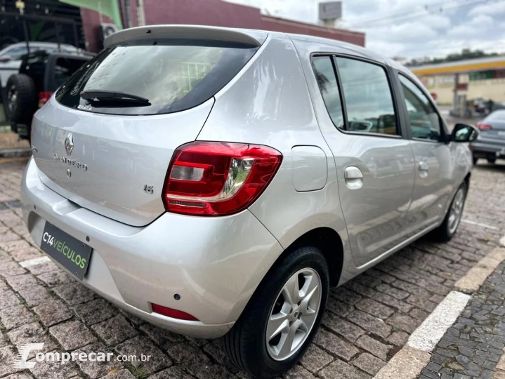 SANDERO Dynamique Hi-Power 1.6 8V 5p