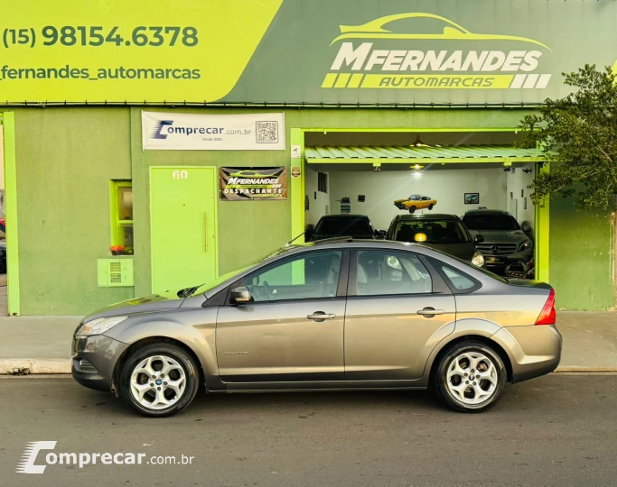 FOCUS 2.0 Titanium Plus Sedan 16V