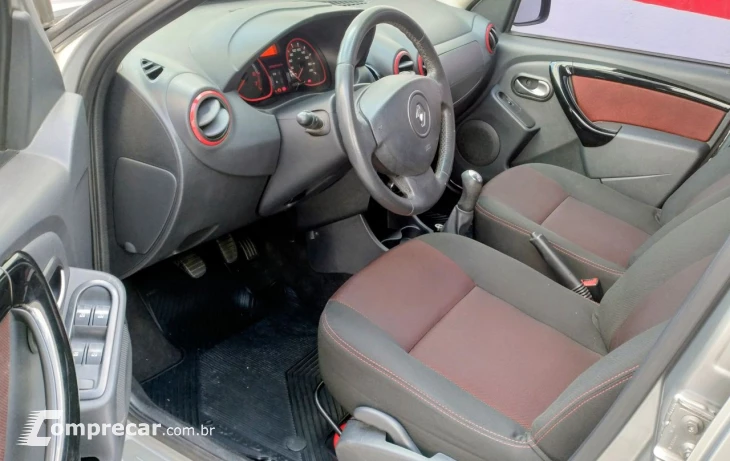 SANDERO STEPWAY Hi-Power 1.6 8V 5p