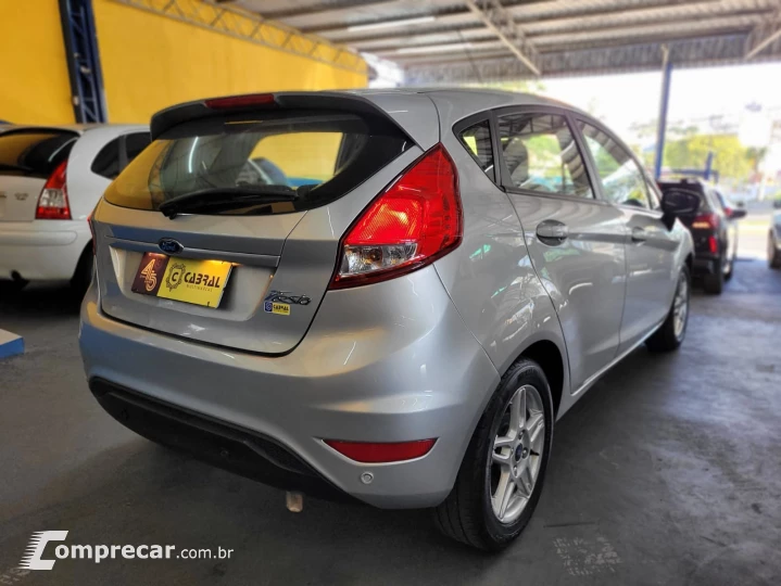 FIESTA 1.6 SE Plus Hatch 16V