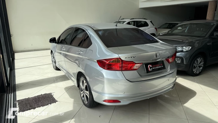 CITY 1.5 LX Sedan 16V