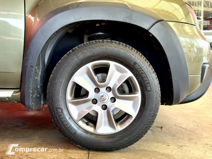 DUSTER OROCH 2.0 16V FLEX DYNAMIQUE 4P AUTOMÁTICO