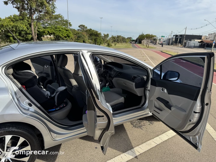 CIVIC 2.0 LXR 16V