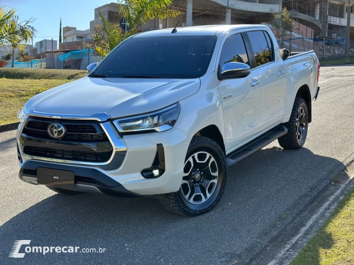 HILUX 2.8 D-4D TURBO DIESEL CD SRX 4X4 AUTOMÁTICO