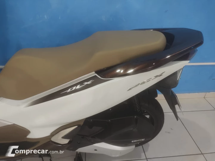PCX DLX