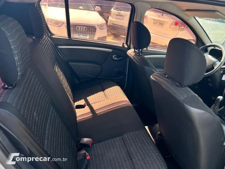 SANDERO EXP 16