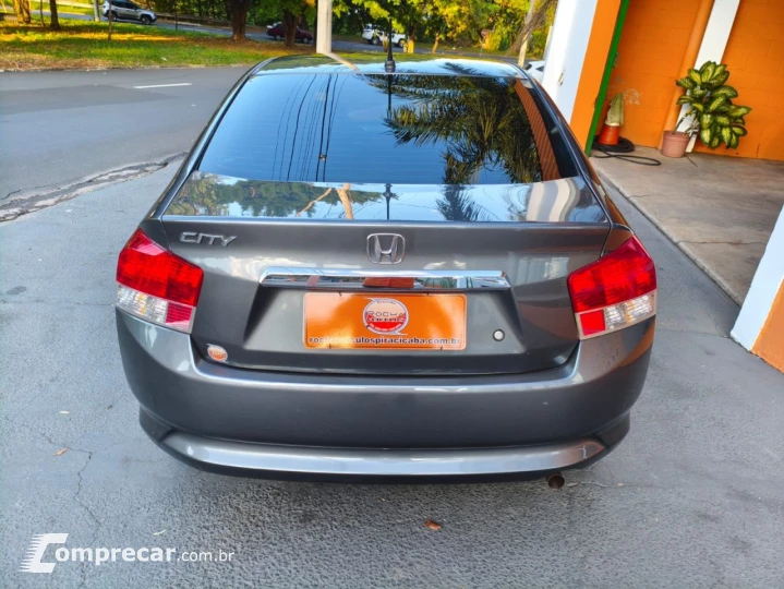 City Sedan 1.5 16V 4P LX FLEX AUTOMÁTICO