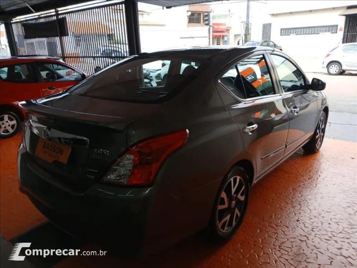 VERSA 1.6 16V Unique
