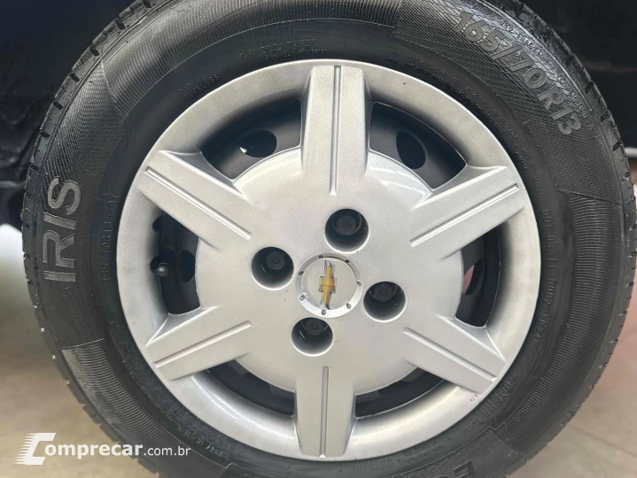 CORSA 1.0 MPFI CLASSIC SEDAN LIFE 8V FLEX 4P MANUAL