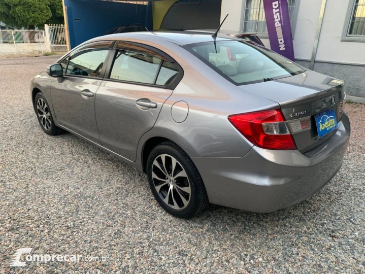 Civic 2.0 16V 4P FLEX LXR AUTOMÁTICO