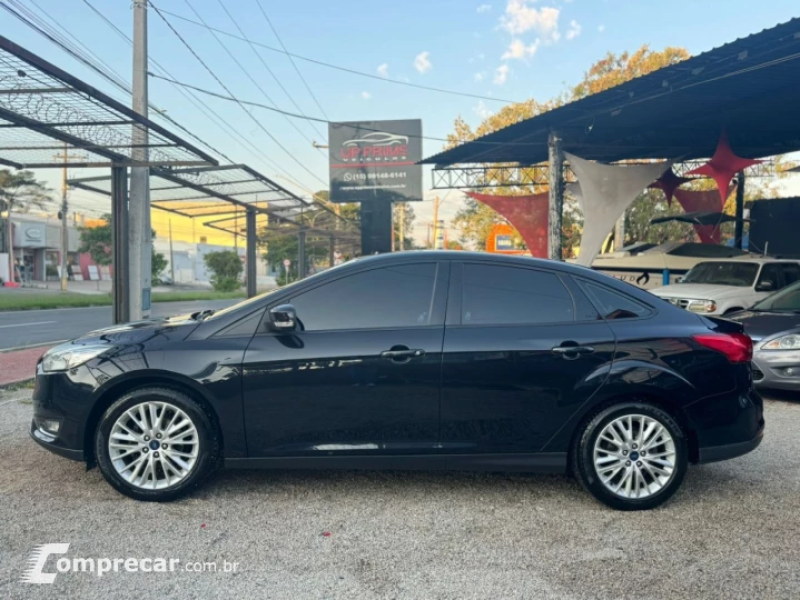 Focus Sedan 2.0 16V 4P FLEX SE POWERSHIFT AUTOMÁTICO