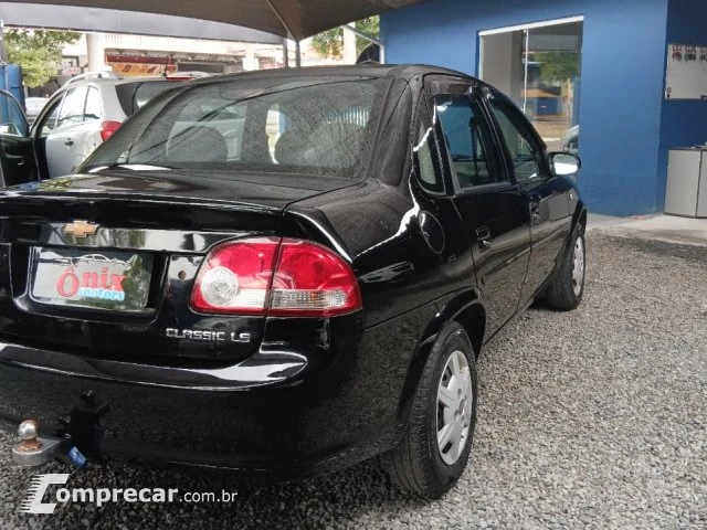 CLASSIC - 1.0 MPFI LS 8V 4P MANUAL