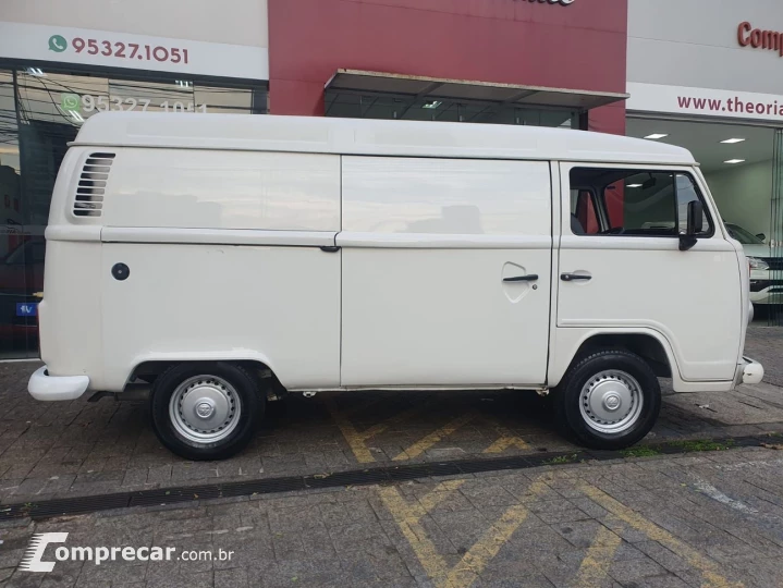 VOLKSWAGEN KOMBI 1.4 MI FURGÃO 8V