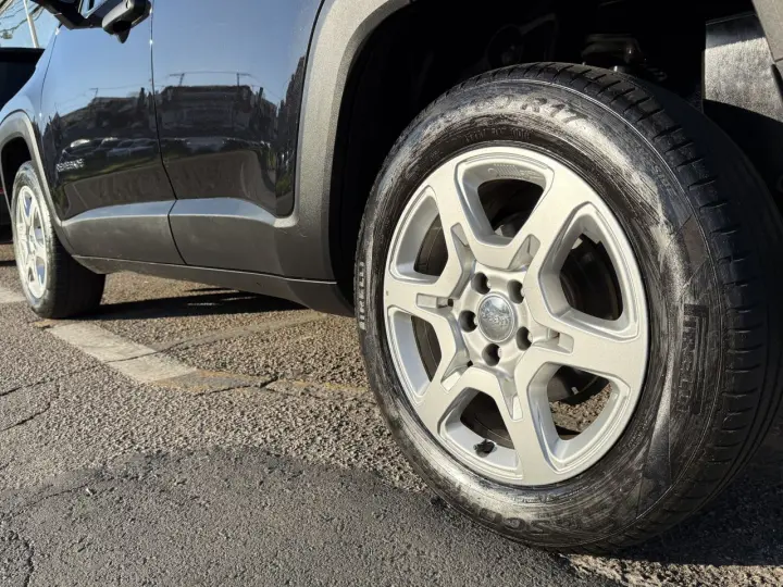 Renegade Sport T270 1.3 TB 4x2 Flex Aut.