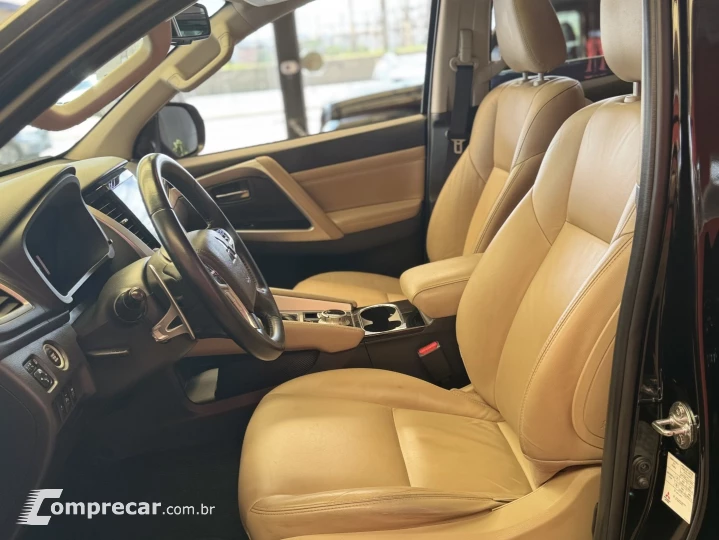 PAJERO SPORT 2.4 16V MIVEC TURBO DIESEL HPE-S AWD AUTOMÁTICO