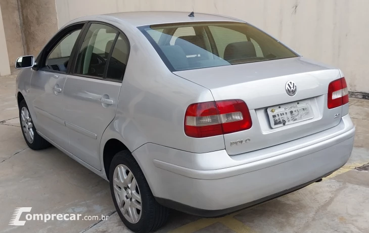 POLO SEDAN 2.0 MI Comfortline 8V