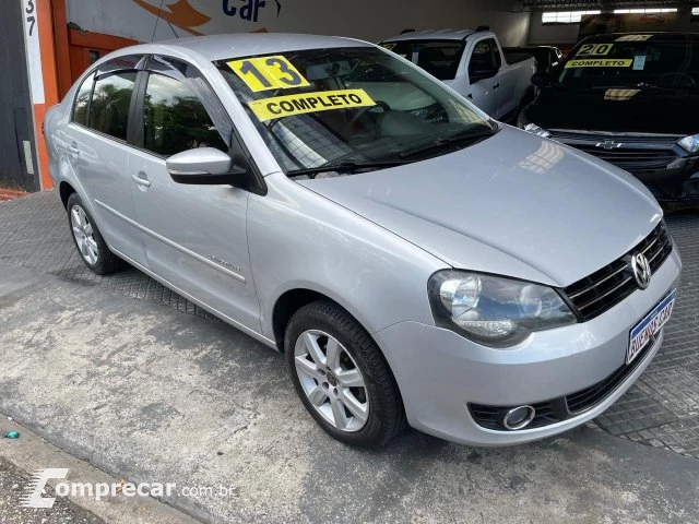 POLO SEDAN - 1.6 MI 8V 4P MANUAL