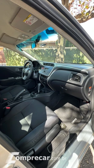 CITY 1.5 LX Sedan 16V