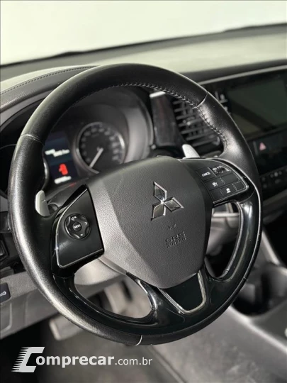 OUTLANDER 2.2 4X4 16V DIESEL 4P AUTOMÁTICO