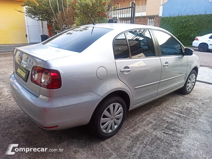 POLO SEDAN 1.6 MI 8V